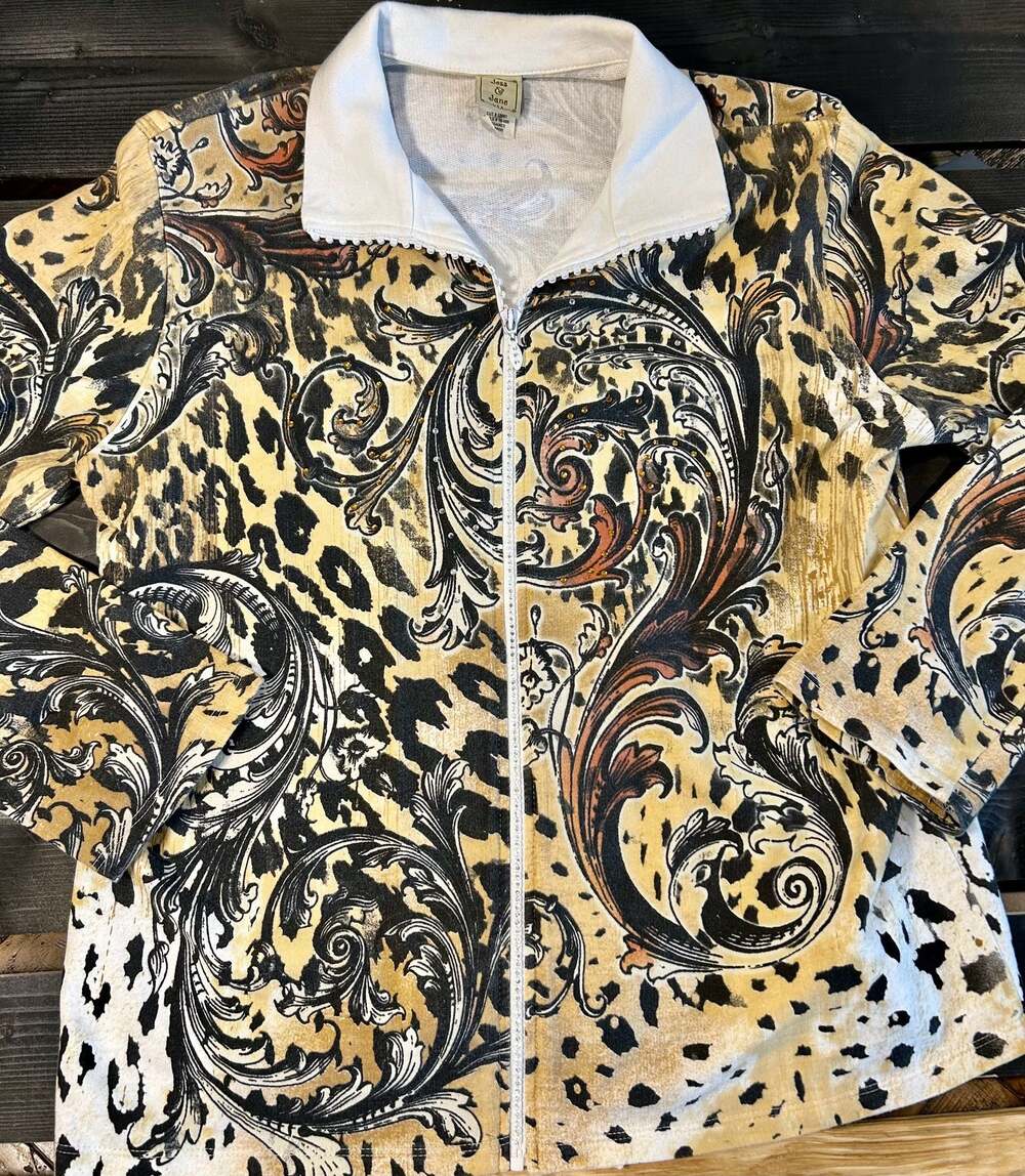 Jess & Jane USA Elegance Style #16-466 Animal Print Full Zip Lightweight Jacket